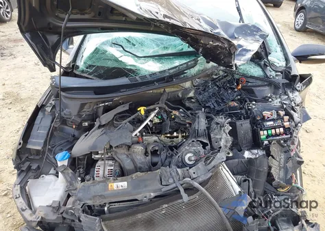 2016 Hyundai Elantra Value Edition z USA, uszkodzony, nr VIN 5NPDH4AE8GH788826